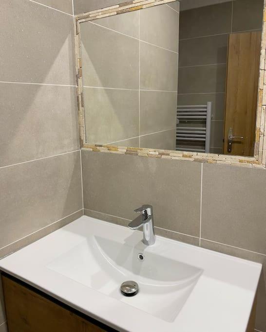 Bel Appartement Cv Μπουρζ Εξωτερικό φωτογραφία